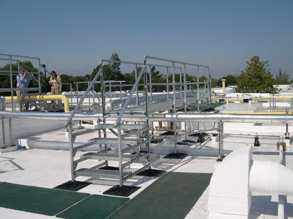 Kaiser Hospital Roof Support System