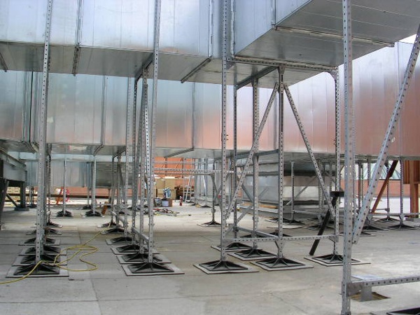 Roof Support System for shopping plazas